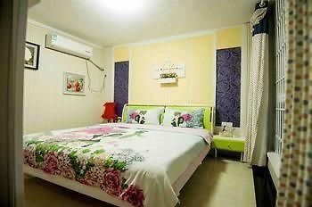 Shuangshuang Home Fenghuang Hongqiao Branch ภายนอก รูปภาพ